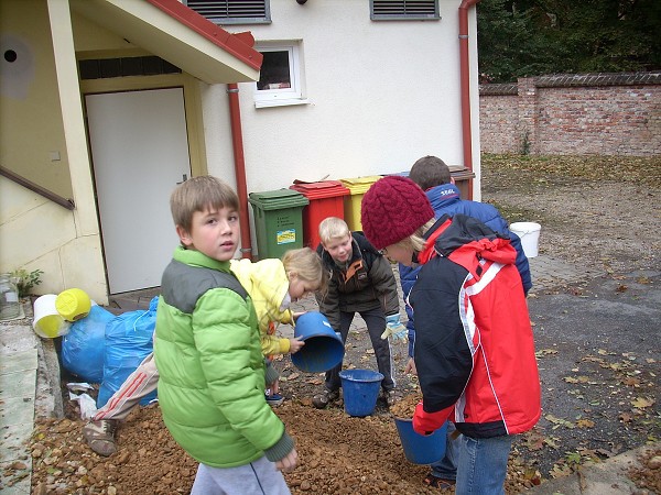 Příprava hřbitova odpadků 20. - 24. 10. 2009