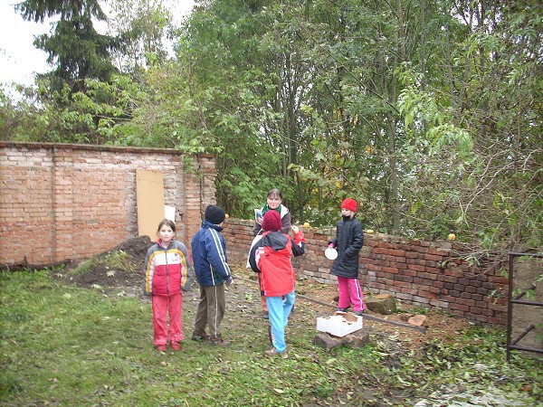 Otevření hřbitova odpadků 27. 10. 2009