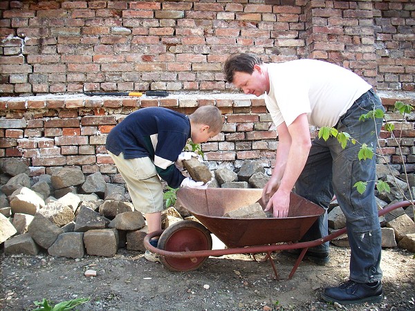 Poslední úpravy Zahrada poznání - duben 2010