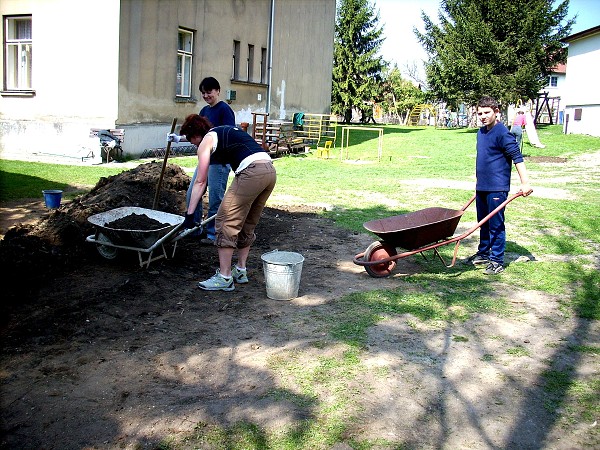 Poslední úpravy Zahrada poznání - duben 2010